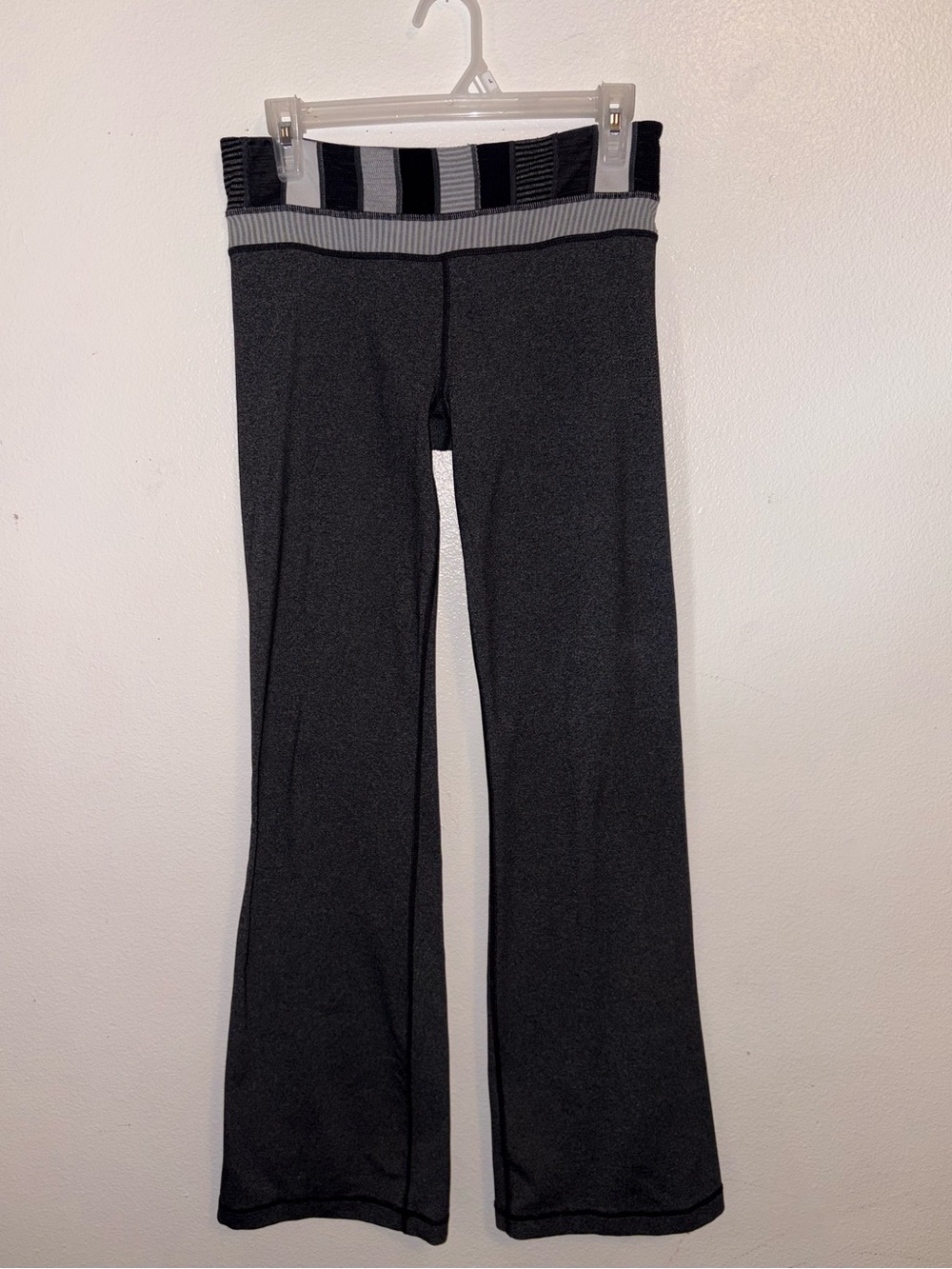 Lululemon Gray Flare Leggings Size 6 Please Read Description!